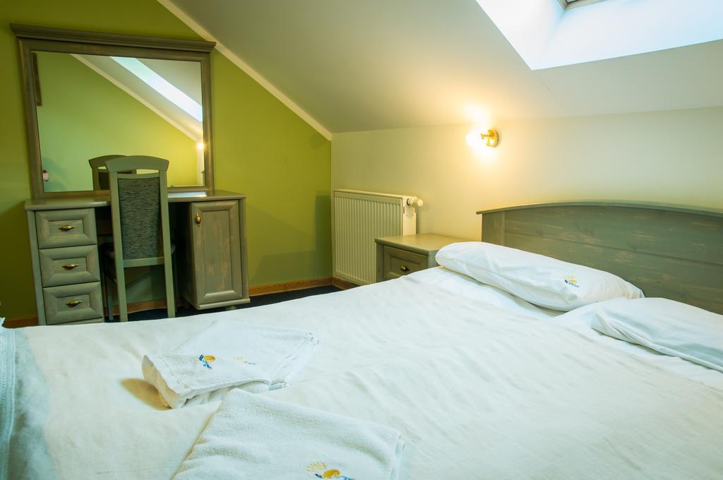 Sloneczny Port Bed & Breakfast Mikołajki Oda fotoğraf