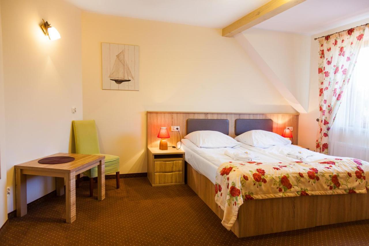 Sloneczny Port Bed & Breakfast Mikołajki Dış mekan fotoğraf